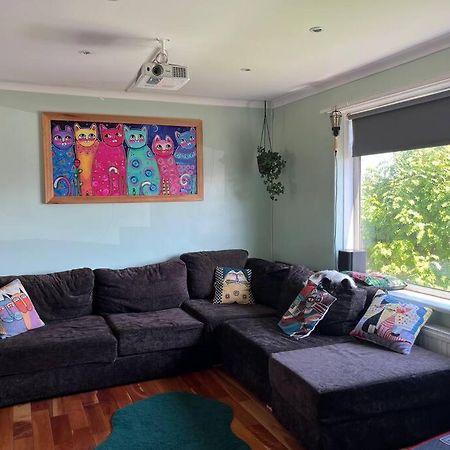 Bright, Comfy And Peaceful House Villa Инвекийтинг Екстериор снимка